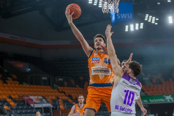 球迷带来惊 球迷带来惊