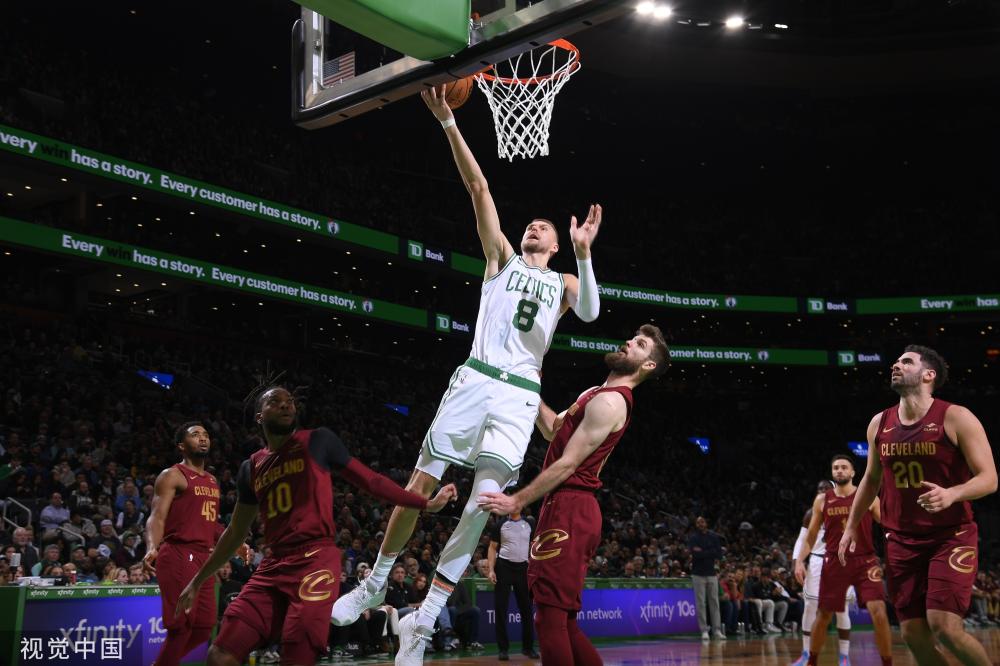 球迷们津津 球迷们津津