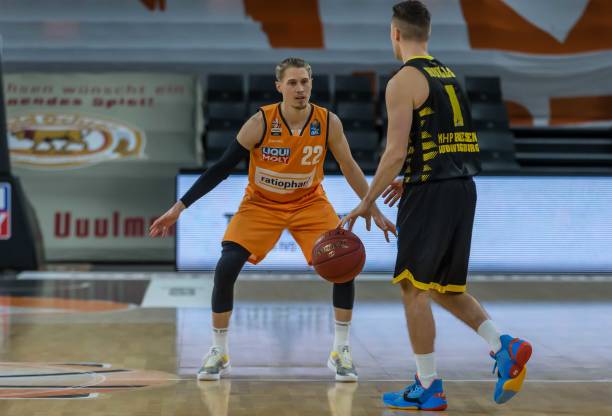 为足球注入 为足球注入