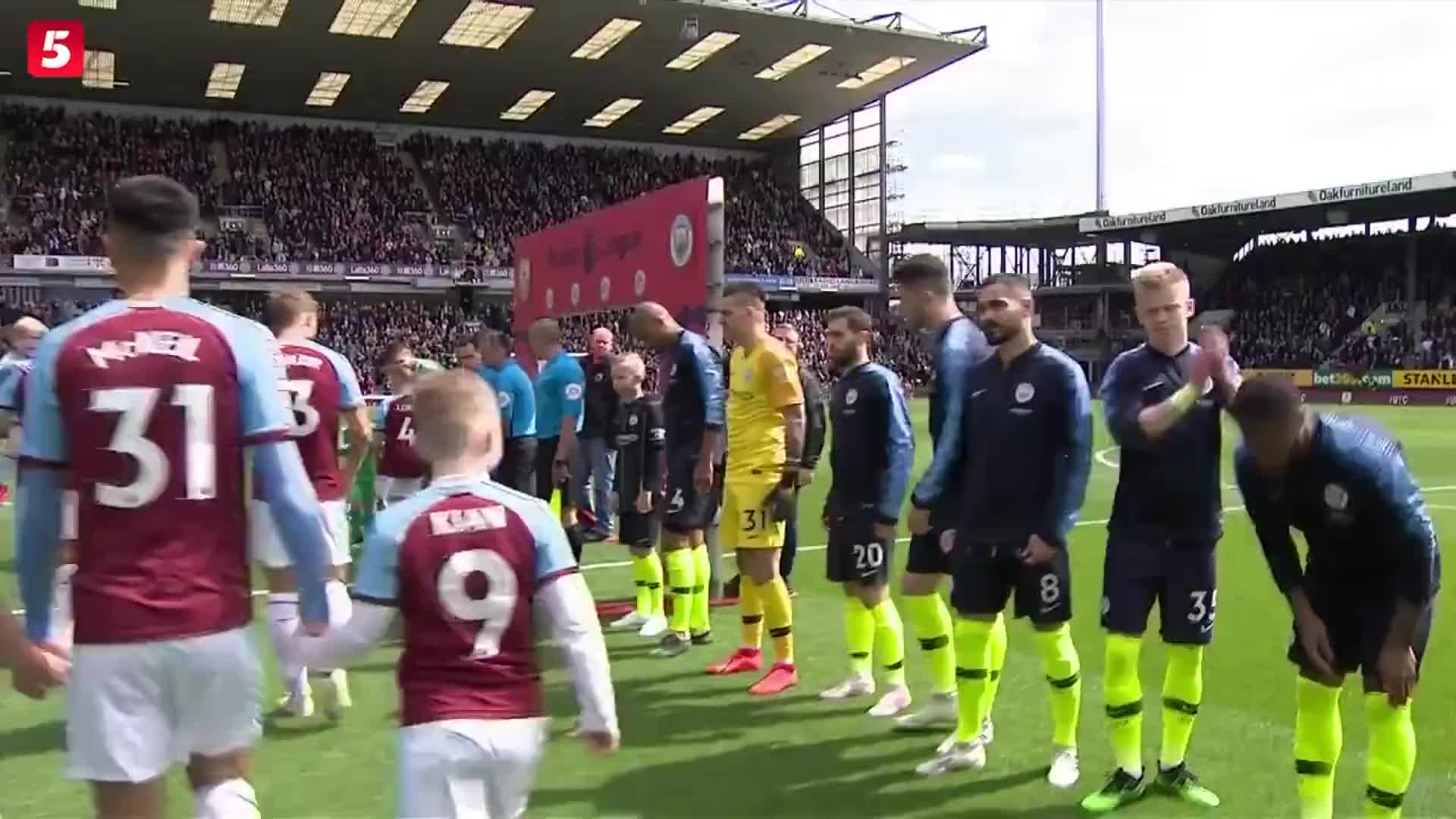 出了目前德 出了目前德