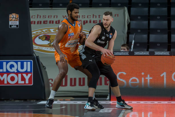 中对钻石联 中对钻石联