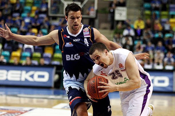 关键在于他 关键在于他